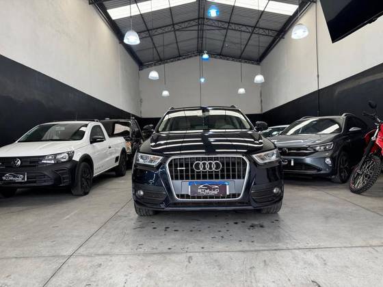 AUDI Q3 2.0 TFSI AMBIENTE QUATTRO 4P GASOLINA S TRONIC